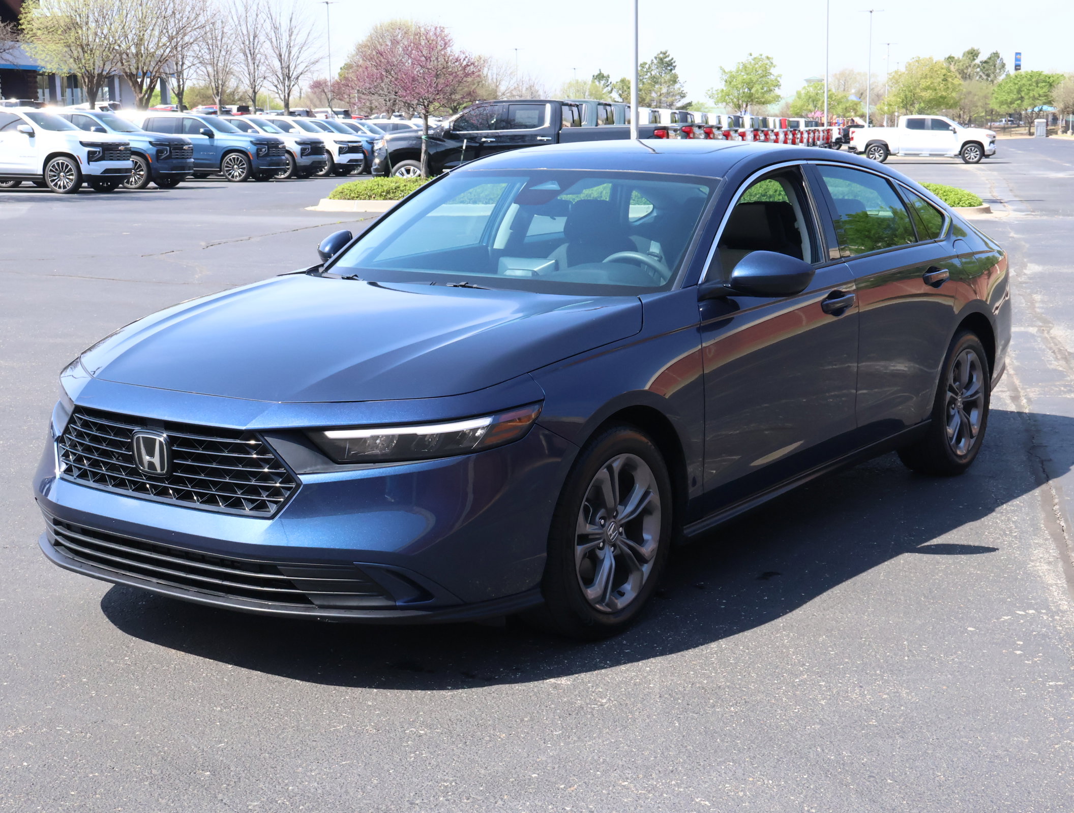 Used 2024 Honda Accord EX image 27