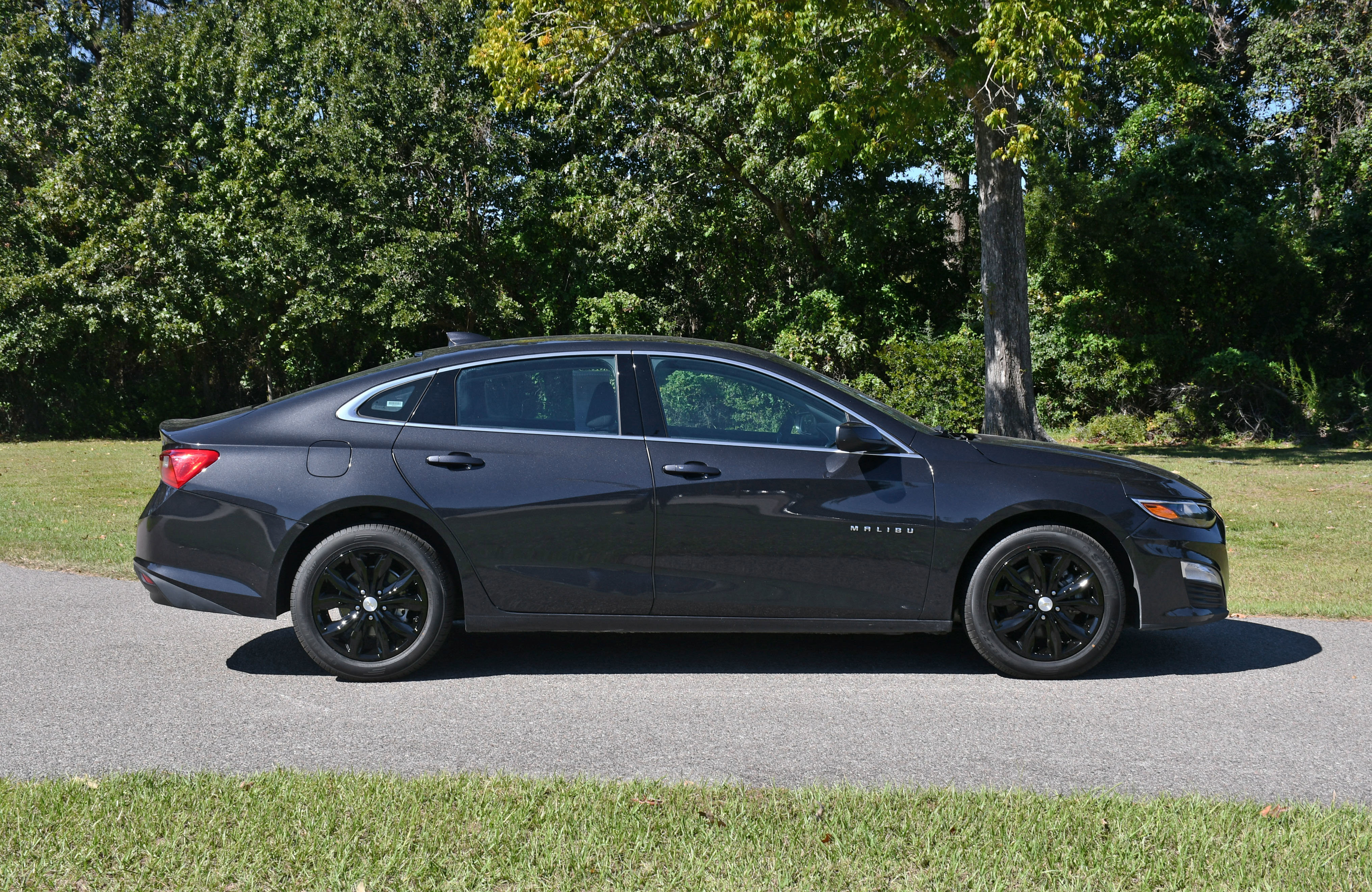Used 2023 Chevrolet Malibu LT image 5