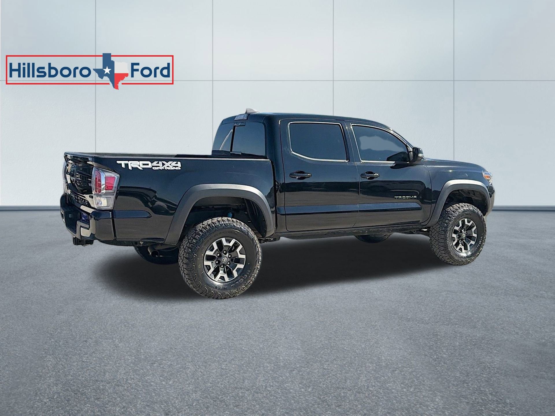 Used 2023 Toyota Tacoma TRD Off-Road w/ Technology Package image 5