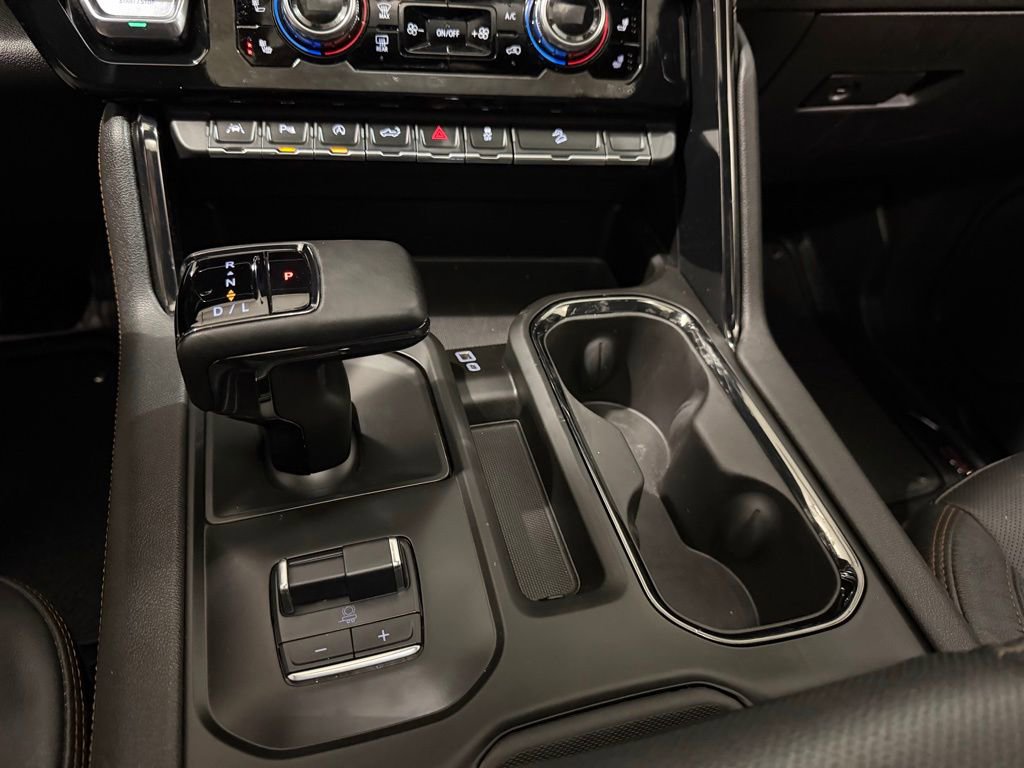 Used 2024 GMC Sierra 1500 AT4 w/ Technology Package image 22