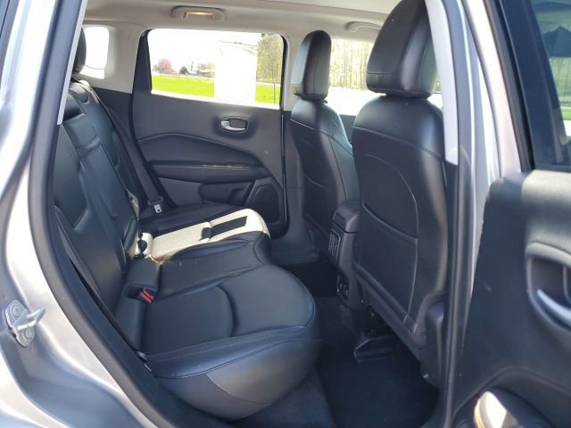 Used 2019 Jeep Compass Limited w/ Safety & Security Group AWD/4WD image 23