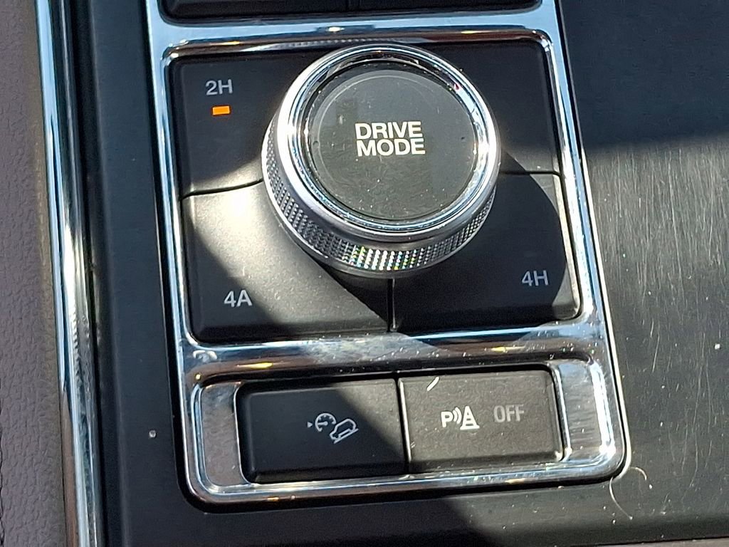 Used 2022 Ford Expedition XLT AWD/4WD image 25