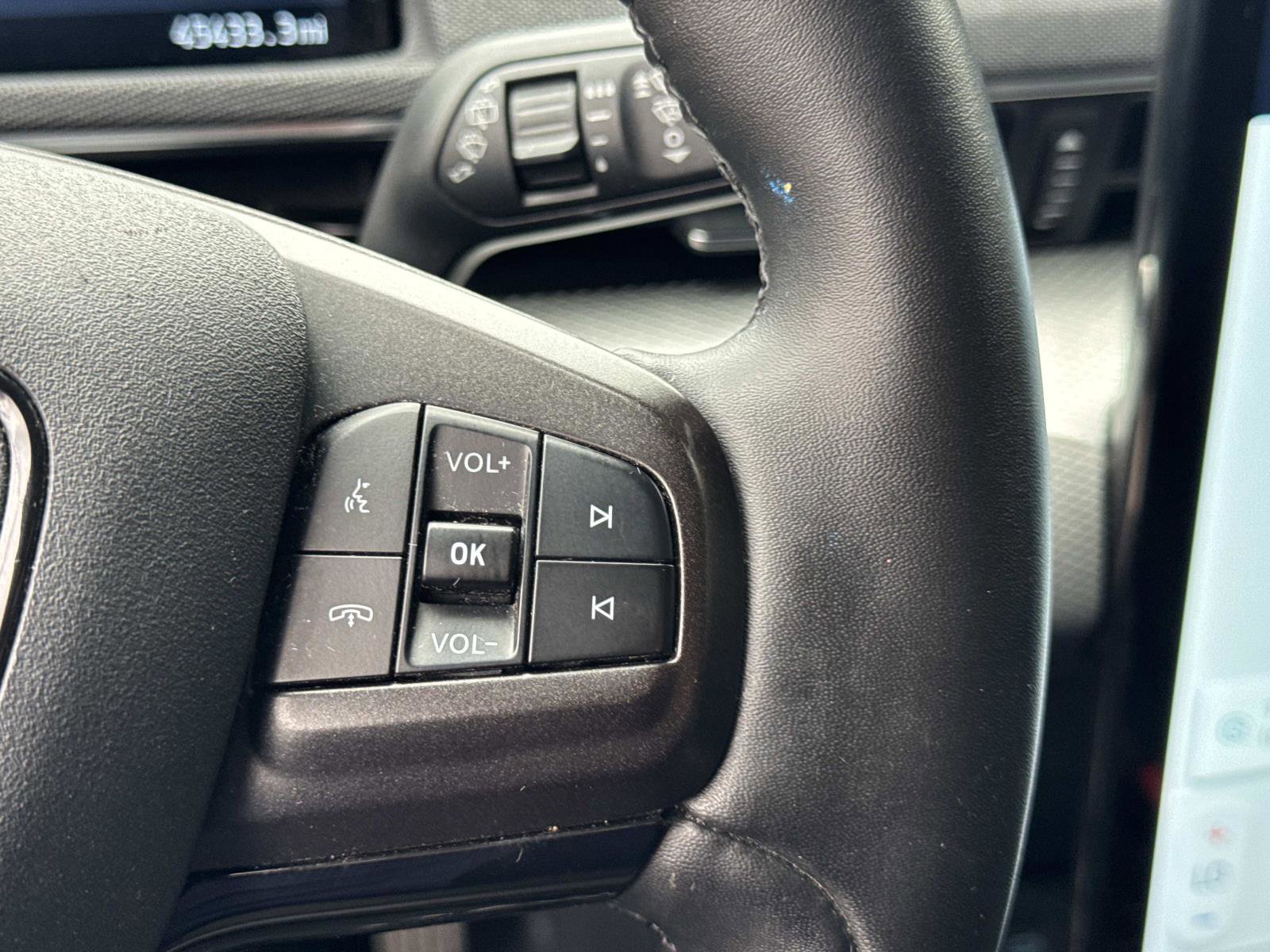 Used 2021 Ford Mustang Mach-E Select image 18