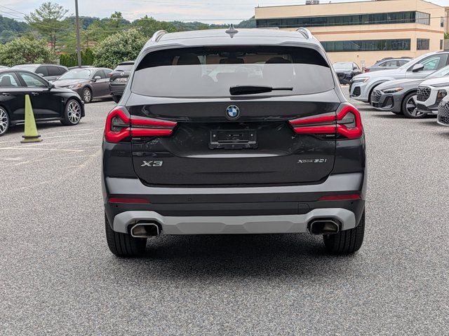 Used 2024 BMW X3 xDrive30i w/ Premium Package AWD/4WD image 6