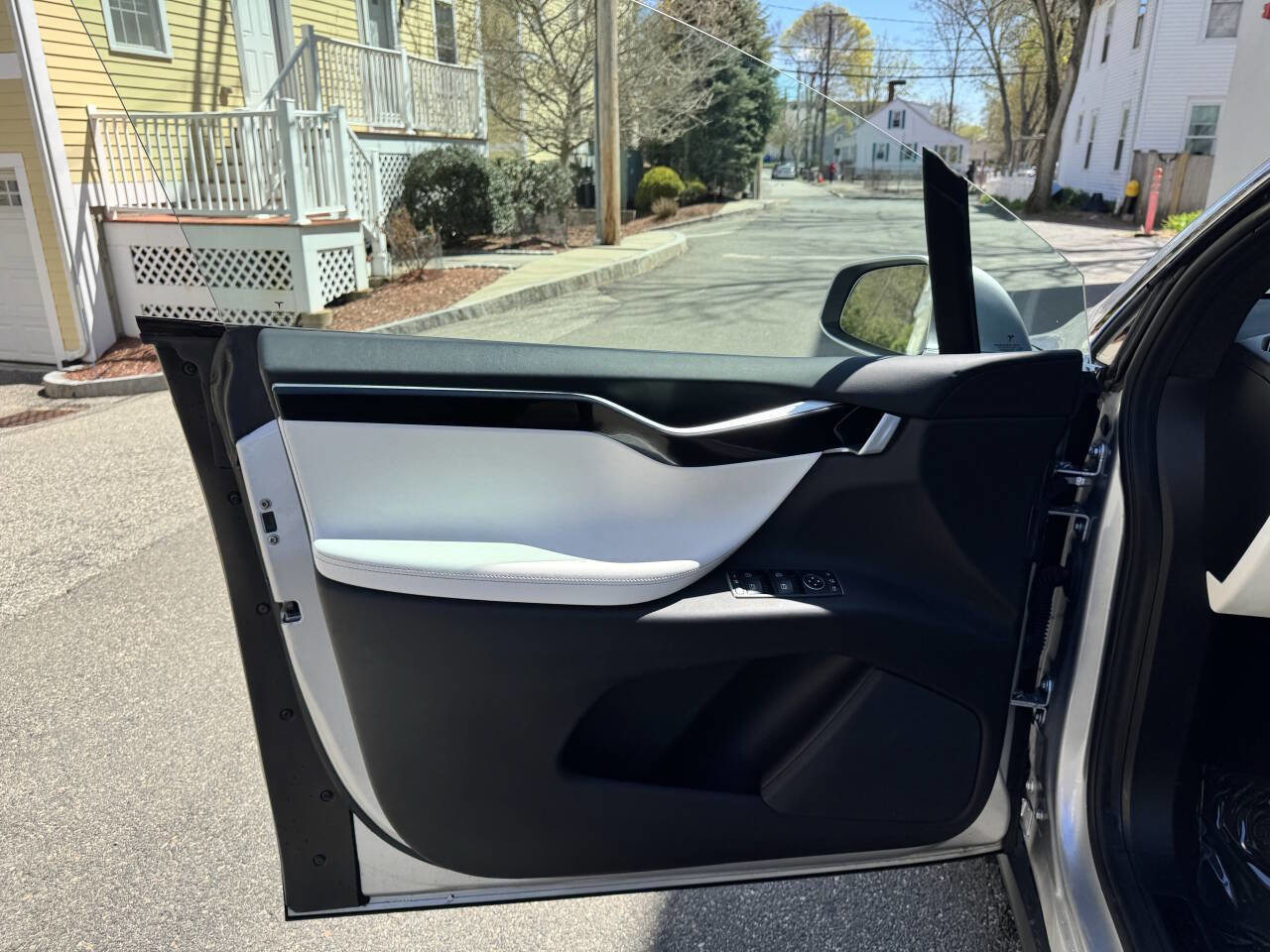 Used 2017 Tesla Model X 100D AWD/4WD image 15