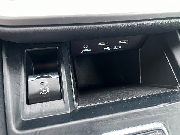 Used 2021 Subaru Outback image 33