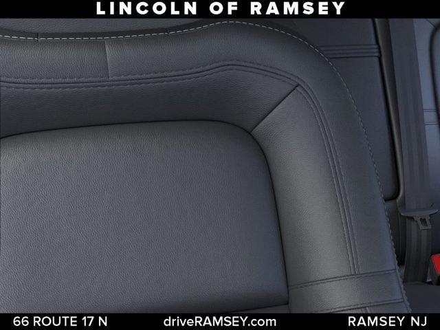 New 2026 Lincoln Corsair Premiere image 17