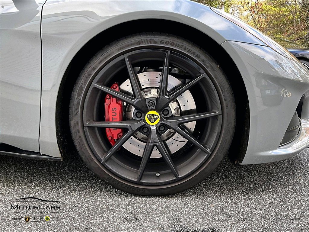 Used 2024 Lotus Emira First Edition image 27