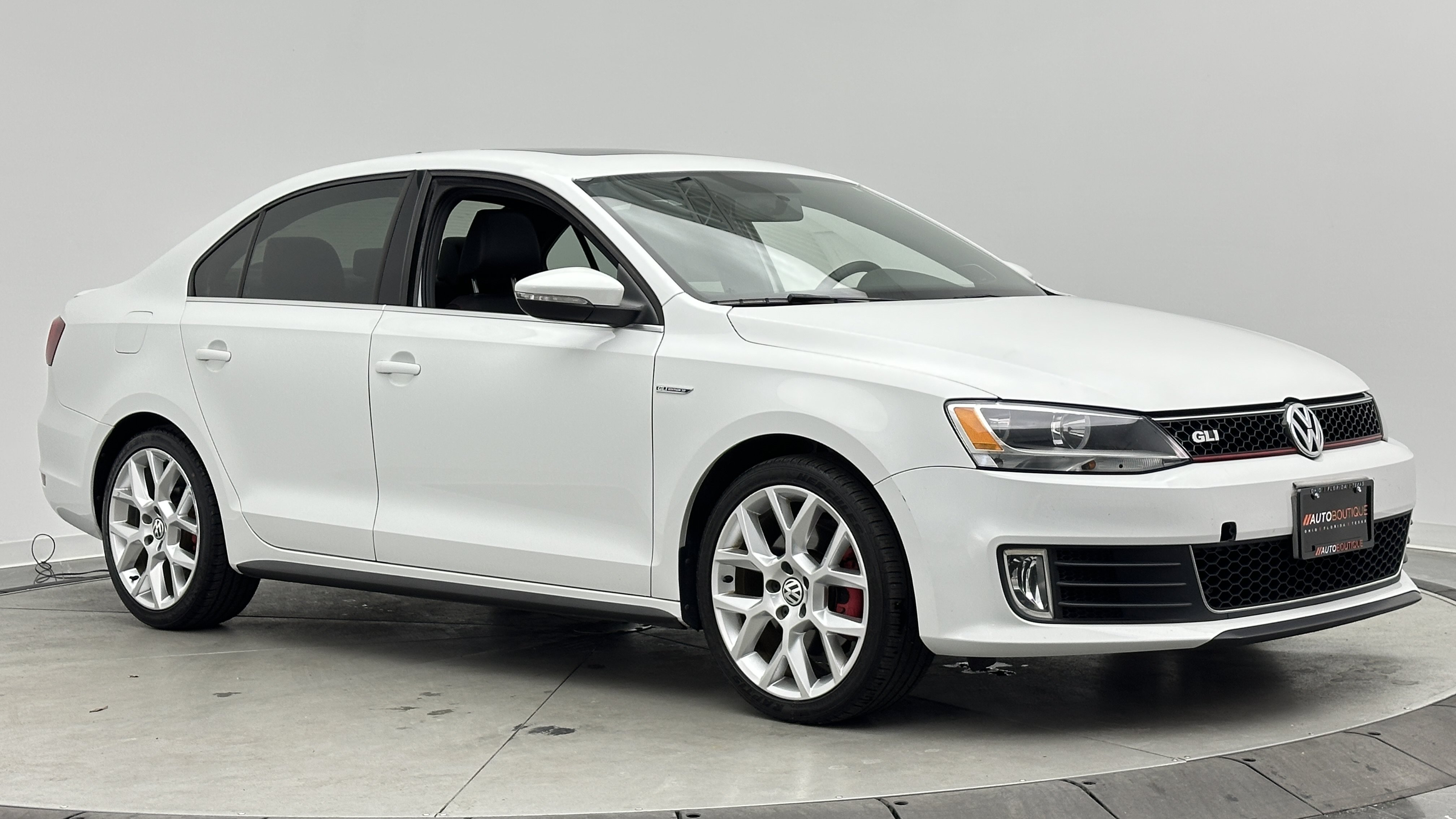 Used 2014 Volkswagen Jetta GLI Edition 30 FWD image 3