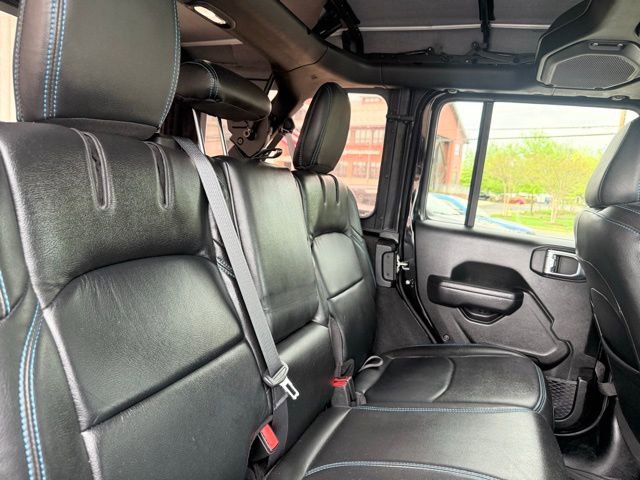 Used 2023 Jeep Wrangler Unlimited Rubicon 4xe w/ Safety Group AWD/4WD image 23
