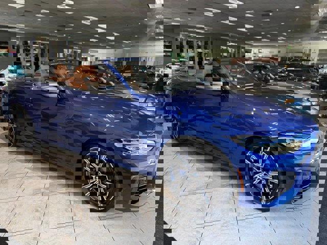 Used 2021 BMW M440i Convertible image 25