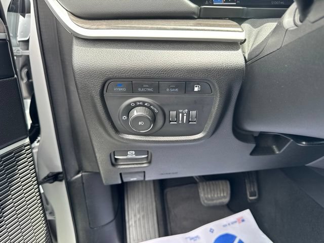Used 2024 Jeep Grand Cherokee Limited 4xe AWD/4WD image 22
