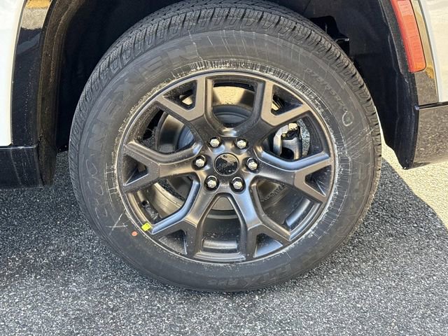 New 2026 Jeep Grand Wagoneer Limited w/ Convenience Group I image 40