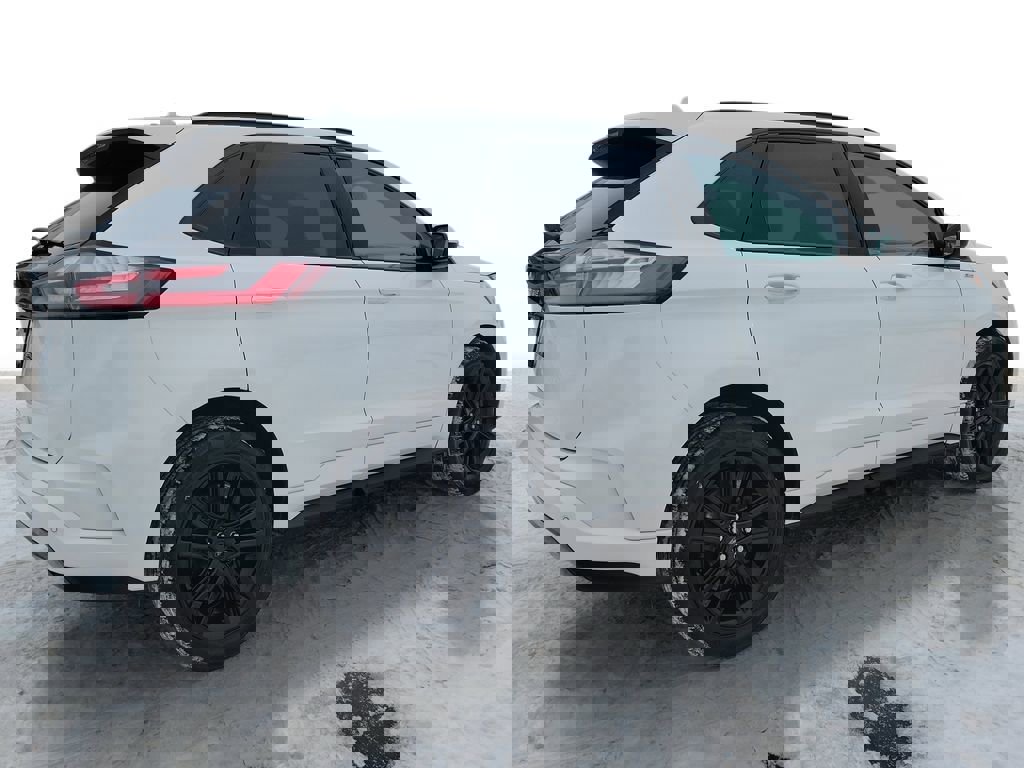 Used 2022 Ford Edge ST-Line AWD/4WD image 4