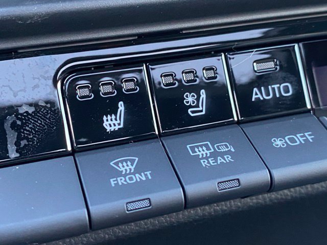 New 2027 Toyota Crown Platinum AWD/4WD image 19