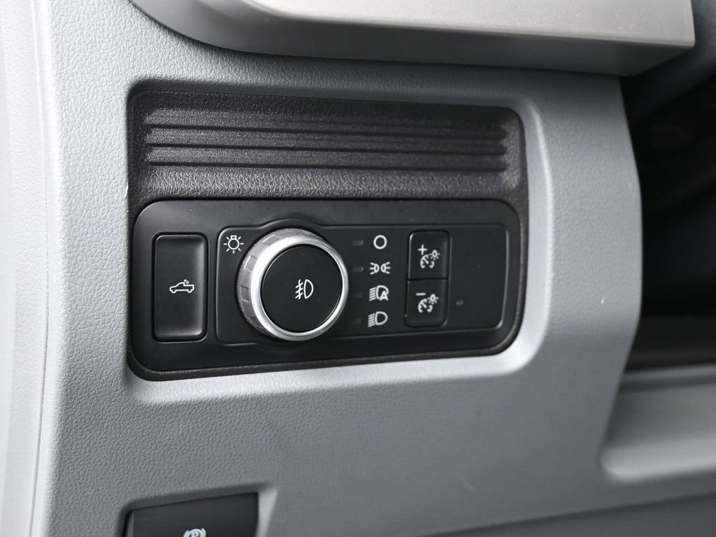 Used 2025 Ford F250 XLT image 15