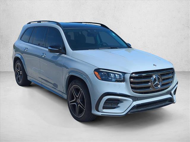 Used 2024 Mercedes-Benz GLS 450 4MATIC image 3