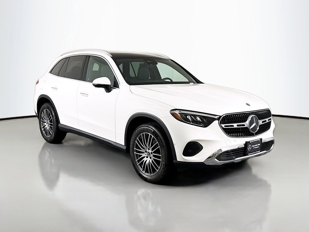 Used 2024 Mercedes-Benz GLC 300 4MATIC w/ Advanced USB Package
