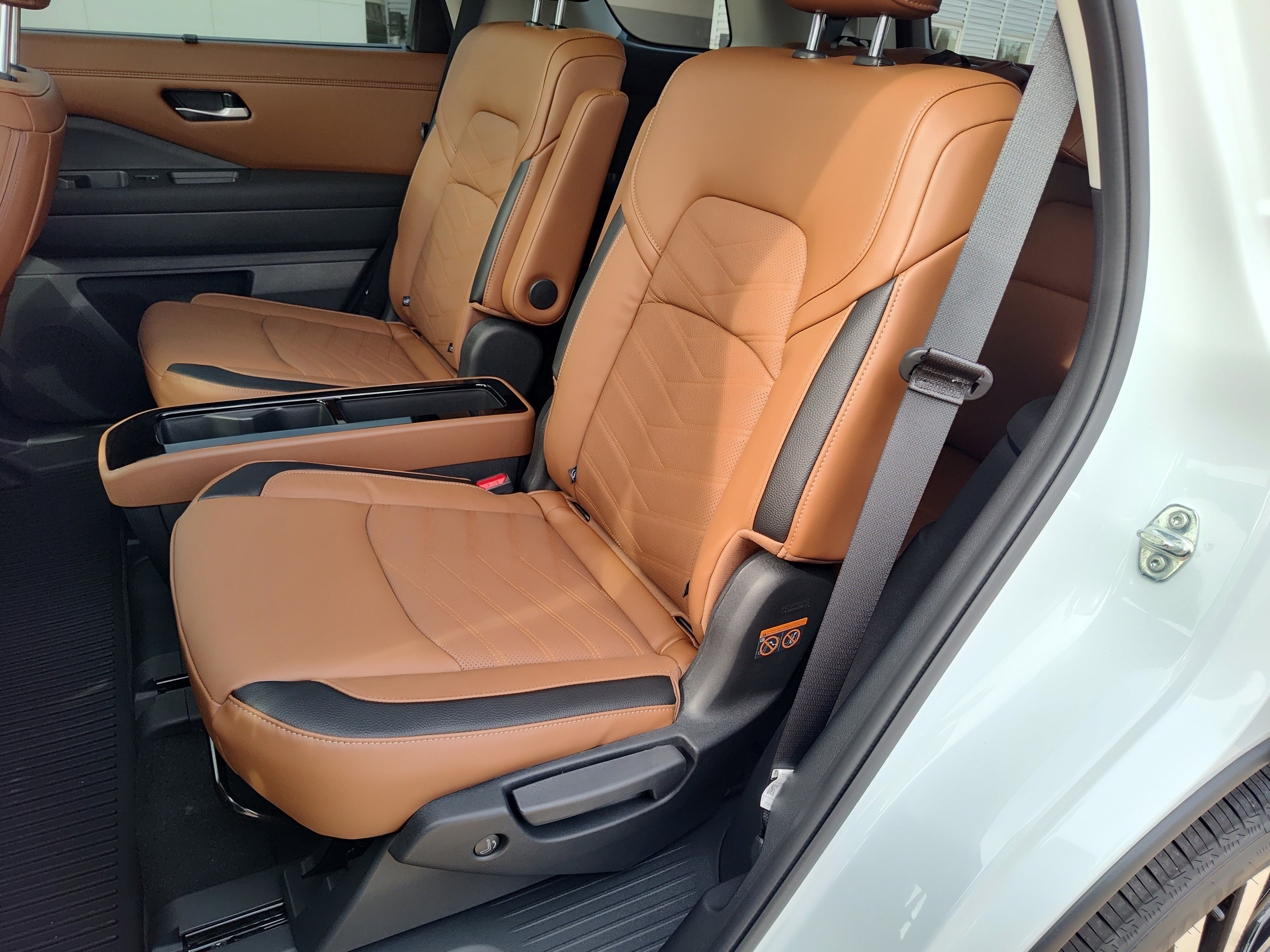 New 2025 Nissan Pathfinder Platinum image 15