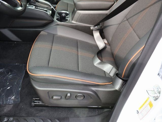 New 2026 GMC Canyon AT4 AWD/4WD image 39