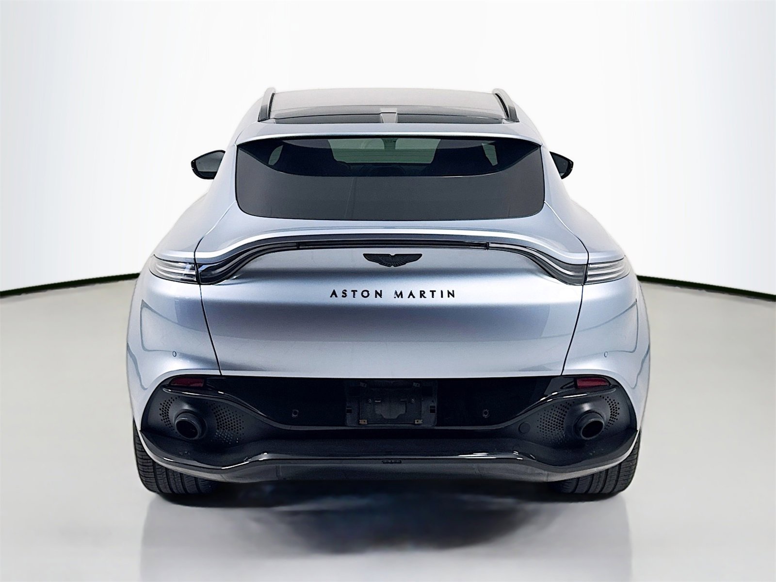 Used 2021 Aston Martin DBX image 6