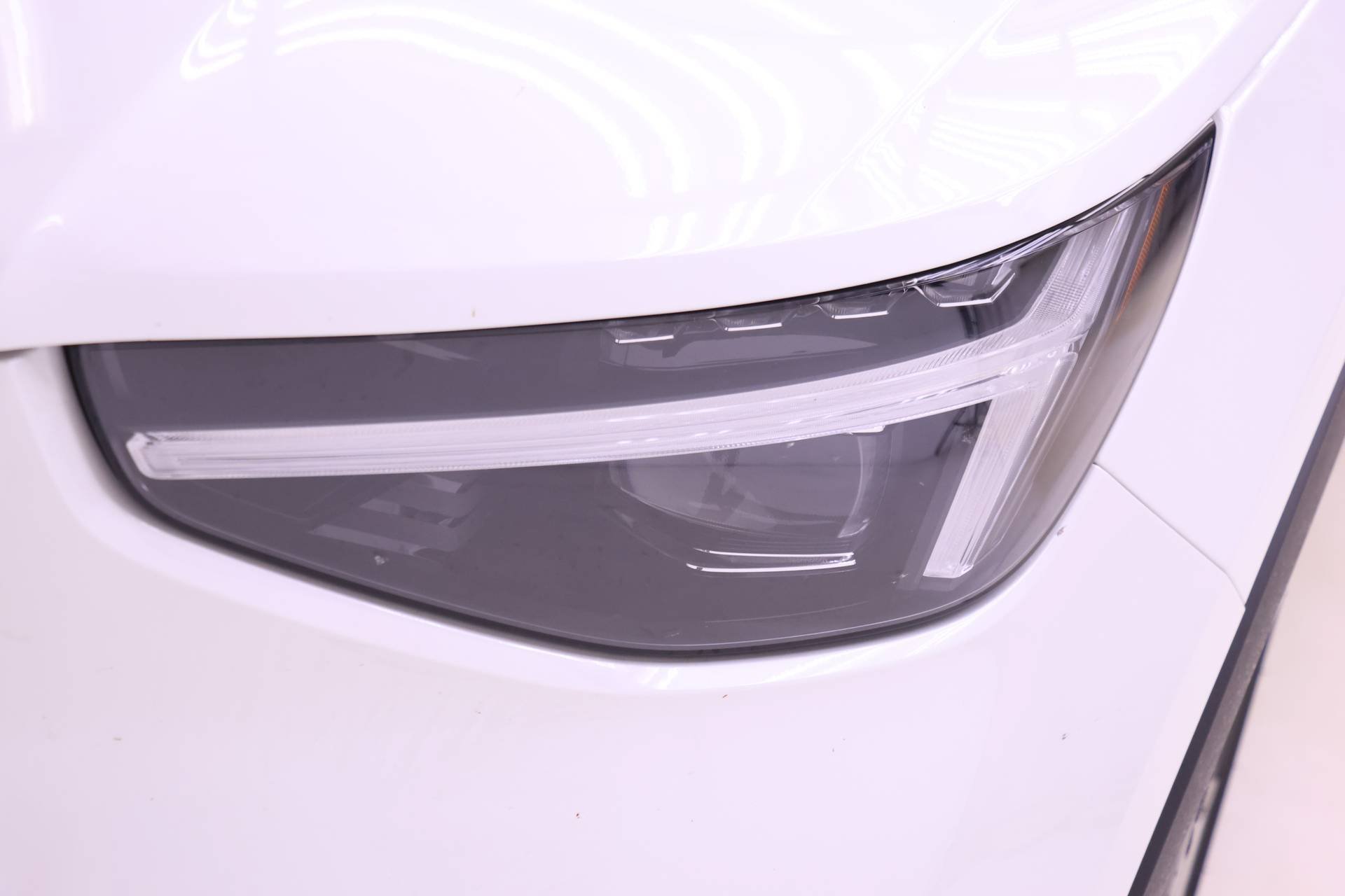 New 2026 Volvo XC40 B5 Ultra w/ Climate Package AWD/4WD image 25