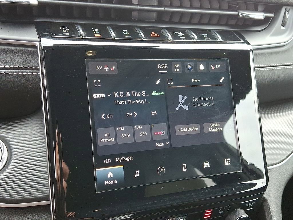 Used 2023 Jeep Grand Cherokee L Altitude image 18