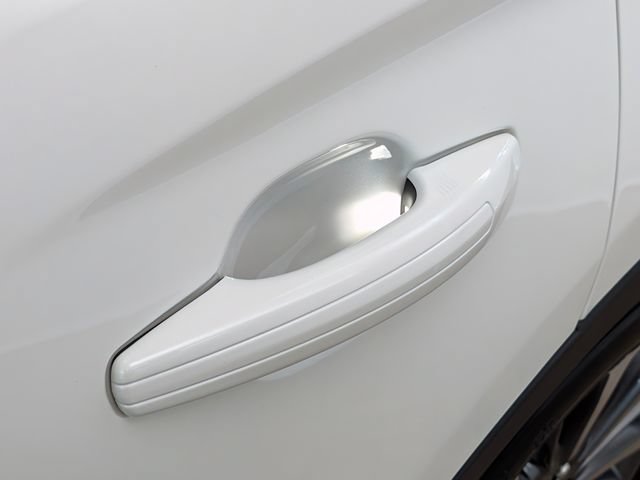 Used 2023 Lincoln Nautilus AWD w/ Premium Package image 6