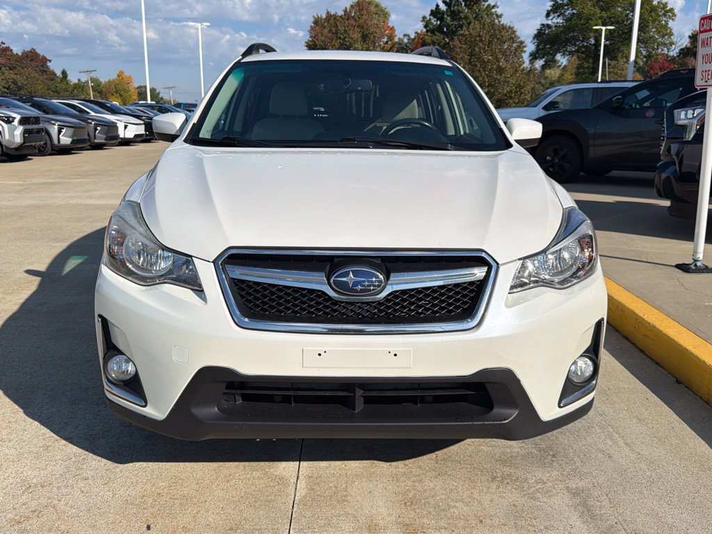 Used 2016 Subaru Crosstrek 2.0i Premium AWD/4WD image 2