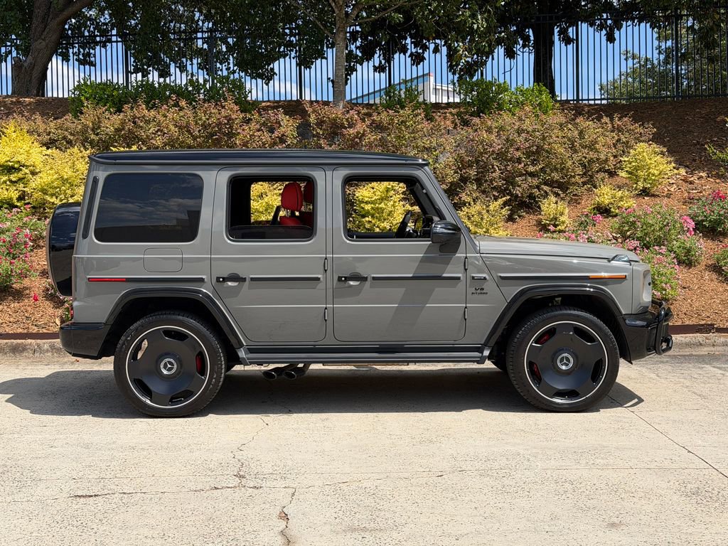 Used 2025 Mercedes-Benz G 63 AMG 4MATIC image 2