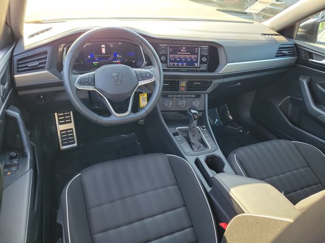 Certified 2024 Volkswagen Jetta Sport FWD image 11
