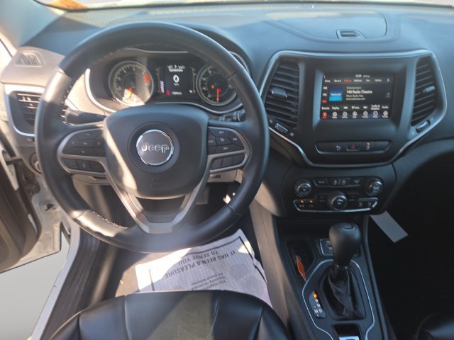 Used 2021 Jeep Cherokee Latitude Plus FWD image 10