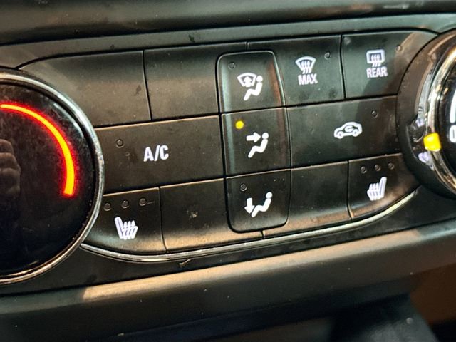 Used 2022 Chevrolet TrailBlazer LT w/ LPO, Blackout Package image 20