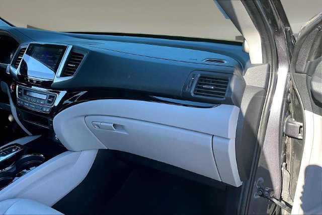 Used 2020 Honda Ridgeline RTL-E image 24
