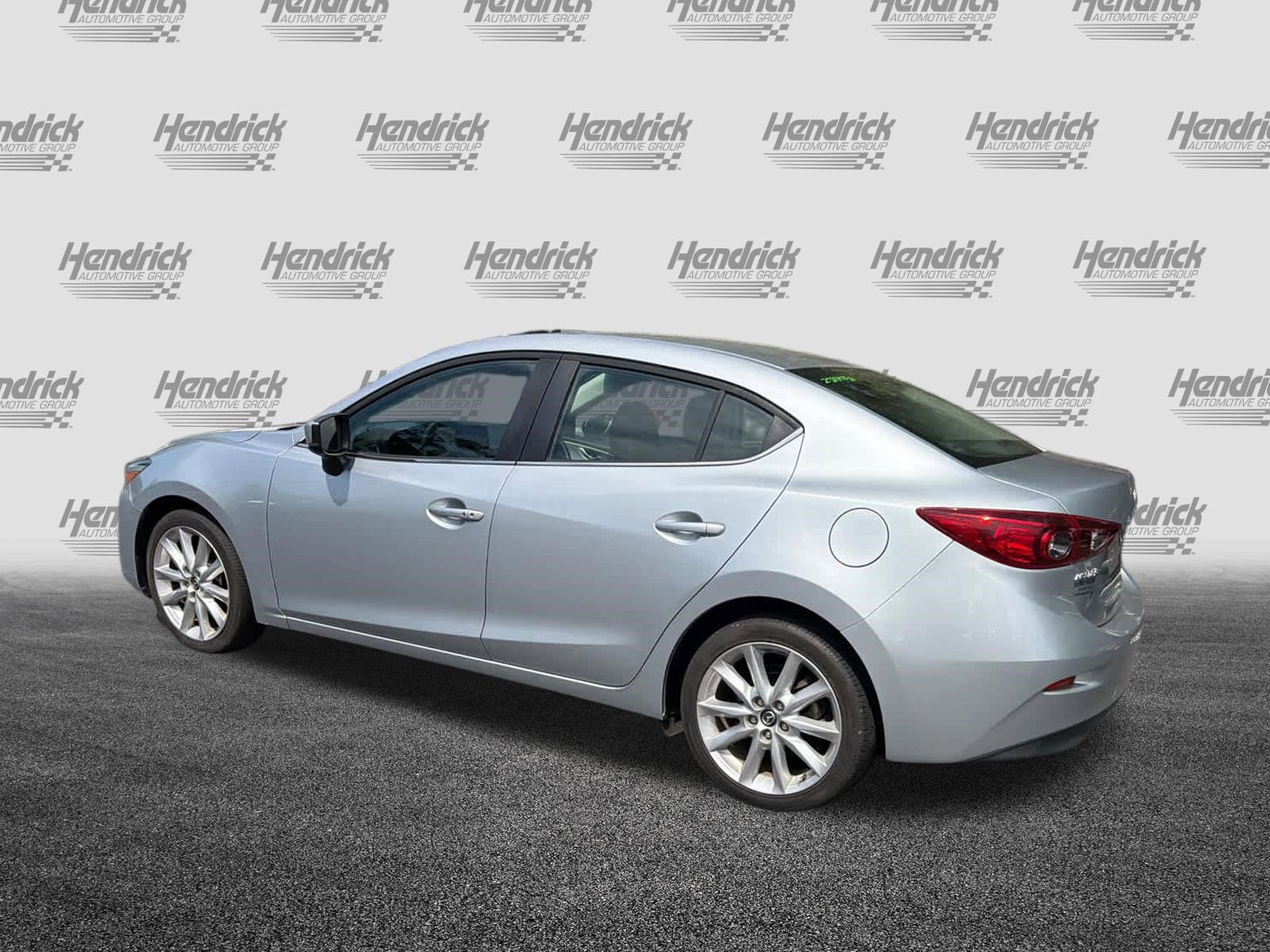 Used 2017 MAZDA MAZDA3 Touring image 10