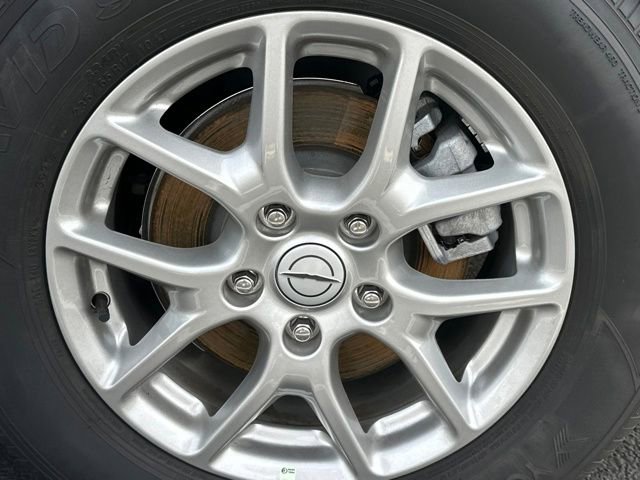 Used 2026 Chrysler Pacifica Select image 25