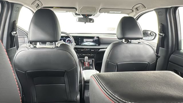 New 2026 Nissan Kicks SR w/ Cold Weather Package image 17