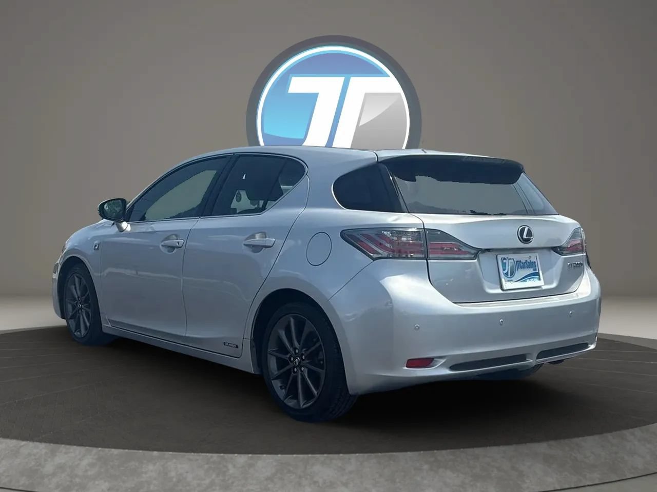 Used 2013 Lexus CT 200h w/ F Sport Pkg w/Nuluxe Trim FWD image 32