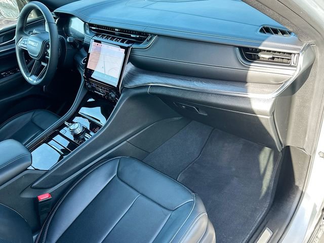 Used 2024 Jeep Grand Cherokee Overland w/ Trailer Tow Package image 31