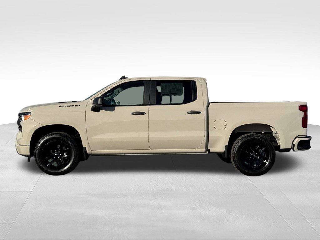 New 2026 Chevrolet Silverado 1500 Custom w/ LPO, Dark Essentials Package RWD image 2
