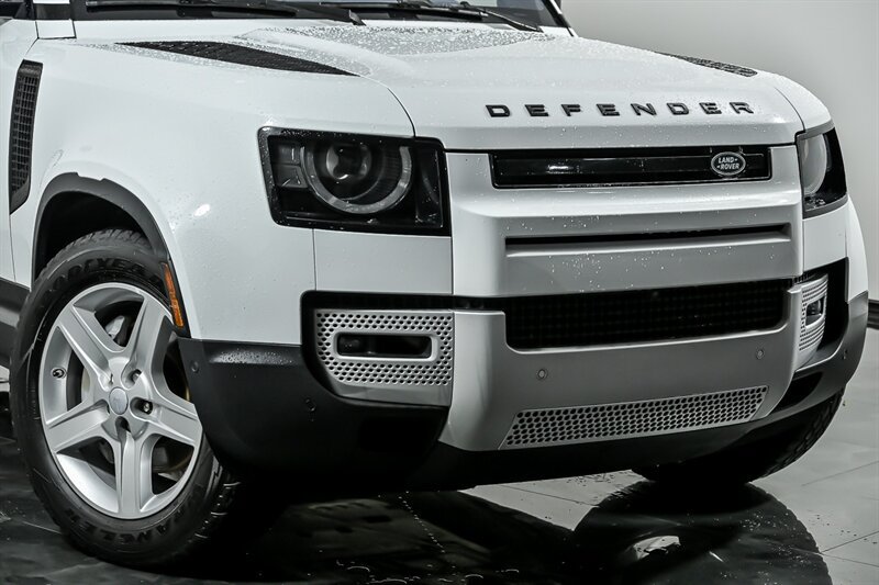 Used 2020 Land Rover Defender 110 HSE AWD/4WD image 2