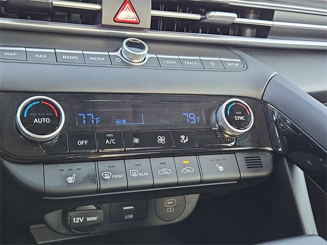 Certified 2024 Hyundai Elantra Limited image 13