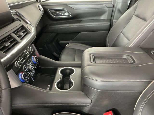 Used 2023 GMC Yukon XL SLT w/ Max Trailering Package AWD/4WD image 17