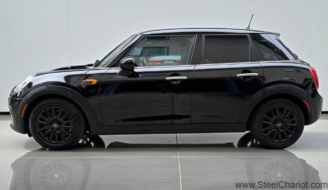 Used 2015 MINI Cooper 4-Door Hardtop image 7