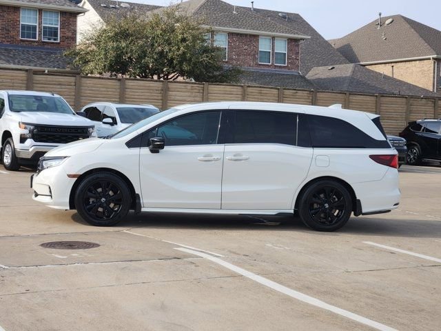 Used 2023 Honda Odyssey Sport image 13