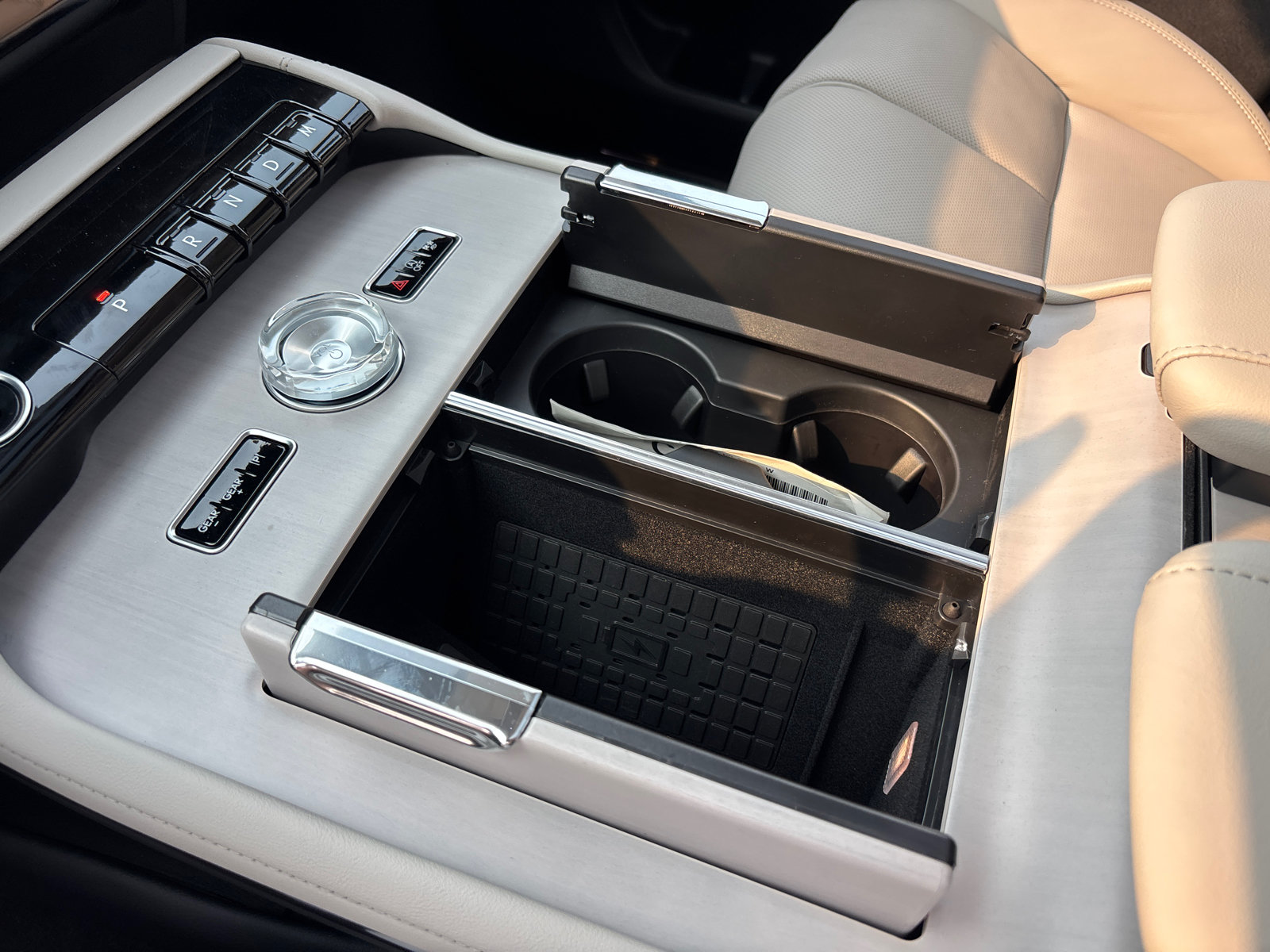 New 2026 Lincoln Navigator L Reserve AWD/4WD image 23