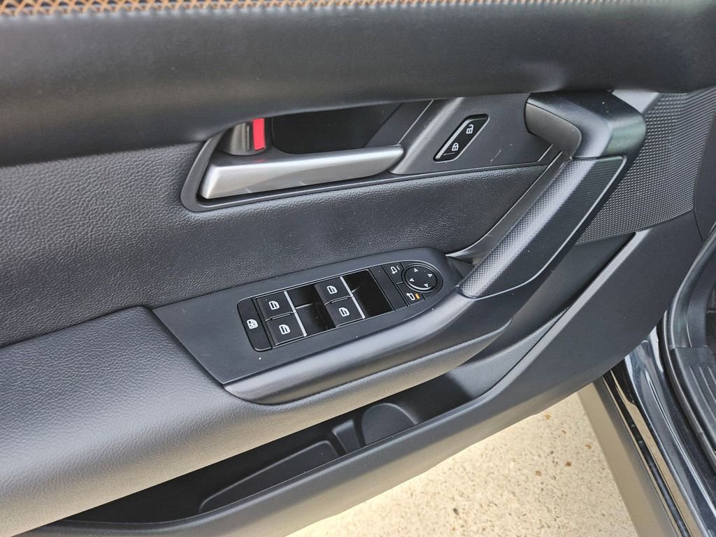 Used 2025 MAZDA CX-50 AWD 2.5 Hybrid w/ Premium Pkg image 15