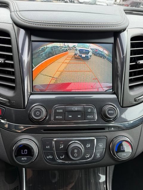 Used 2016 Chevrolet Impala LTZ w/ Enhanced Convenience Package FWD image 21