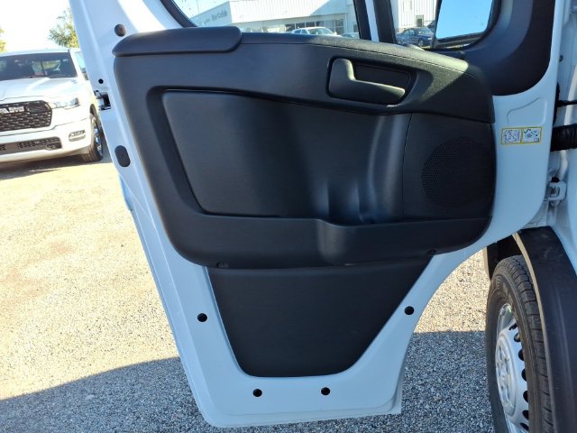 New 2027 RAM ProMaster 2500 w/ Convenience Group FWD image 10