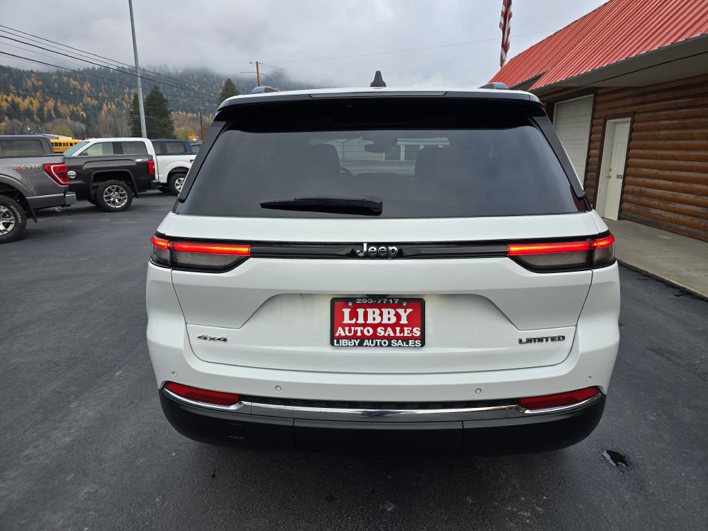 Used 2023 Jeep Grand Cherokee Limited image 5